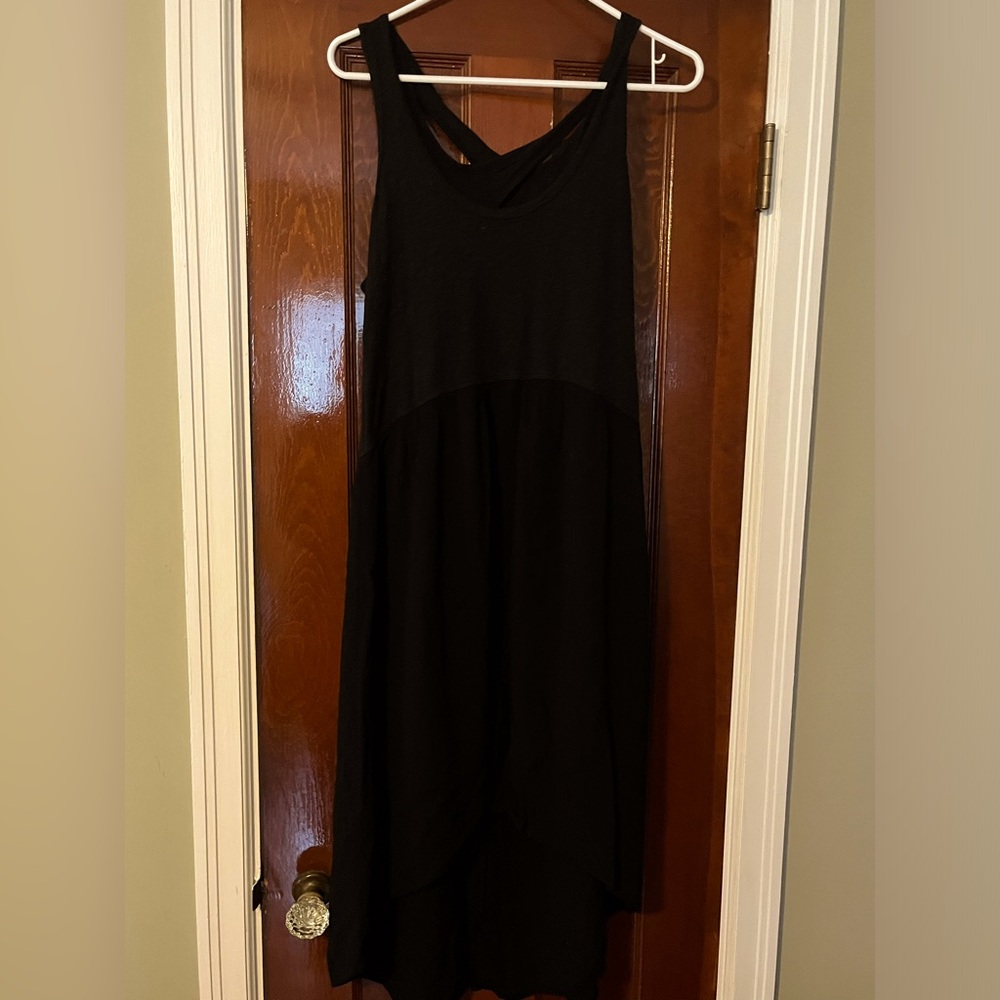 Causal black dress, high low style
